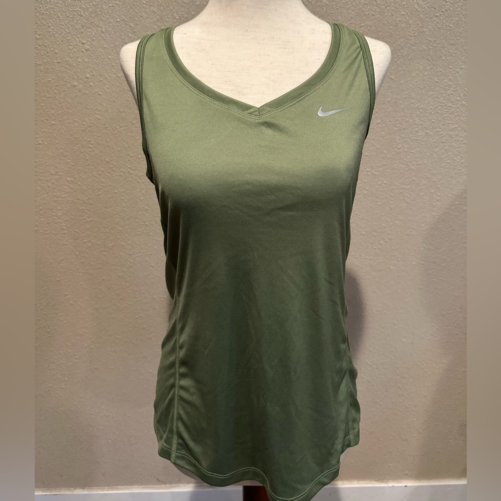 Women’s Nike running tank top